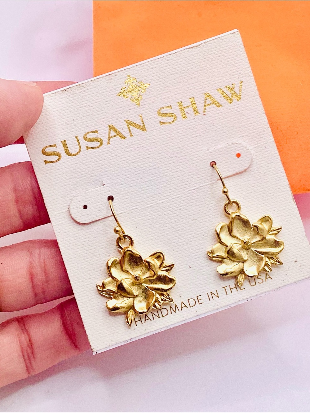 Susan Shaw Lotus Earrings in Gold